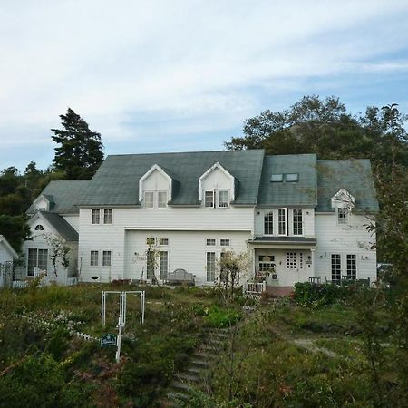 Avonlea Hotel Ито Екстериор снимка