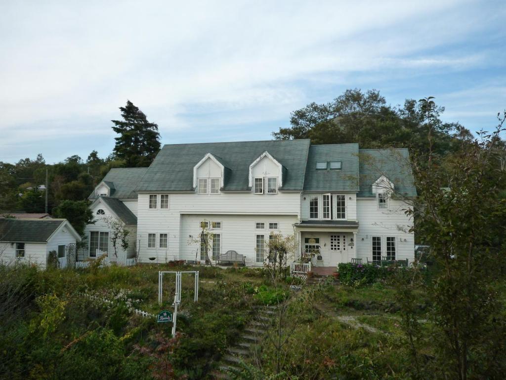Avonlea Hotel Ито Екстериор снимка