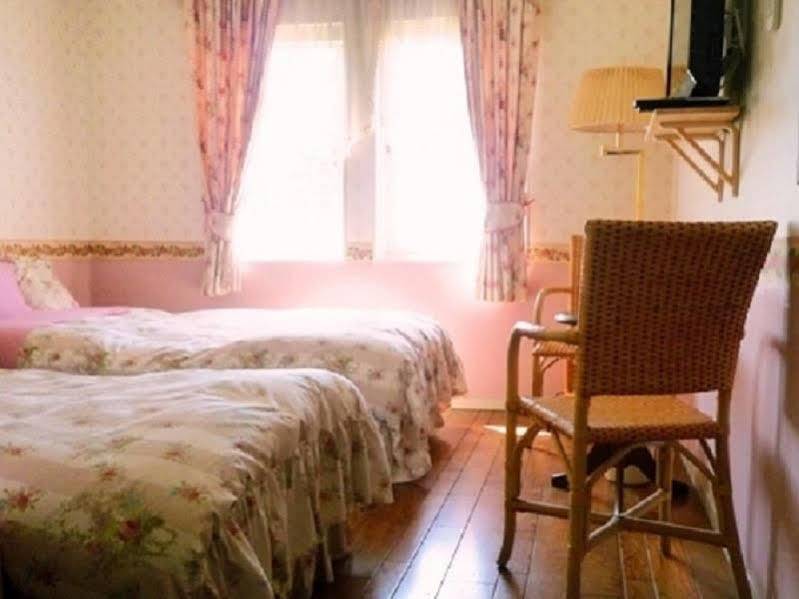 Avonlea Hotel Ито Екстериор снимка